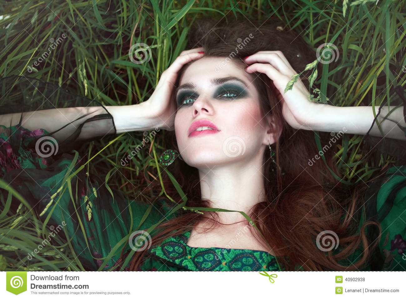 woman-grass-young-outdoors-fashion-portrait-style-boho-40902938